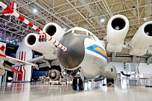 岐阜かかみがら航空宇宙博物館の低騒音STOL実験機「飛鳥」