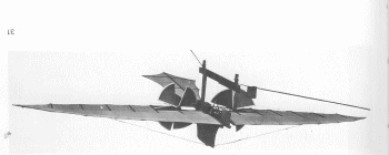(図3)ストリングフェローの蒸気模型飛行機（ワイヤに懸垂されている）
