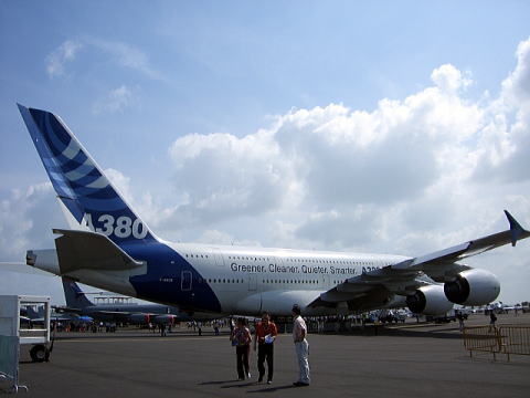 間近に見たAirbus A380。エアショー期間中、大韓航空が既に契約済みの５機に加え、3機の追加発注を発表