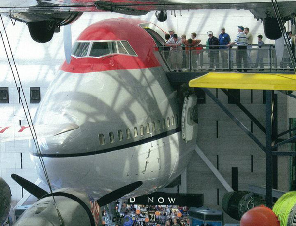 写真２　アメリカのスミソニアン博物館に展示されている７４７の機首