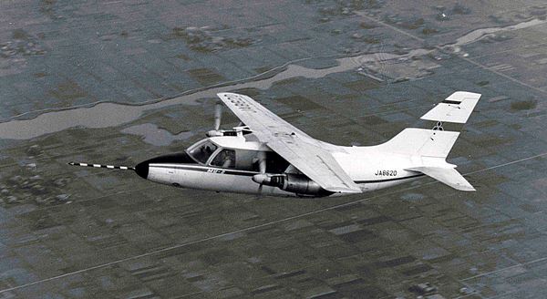 写真１１　三菱 Ｕ－２Ａ双発ターボプロップ機。フランス製エンジンを装着、量産機 ＭＵ－２Ｂはアメリカ製エンジンに変更した。