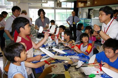 （東京都港区の神応小学校で）